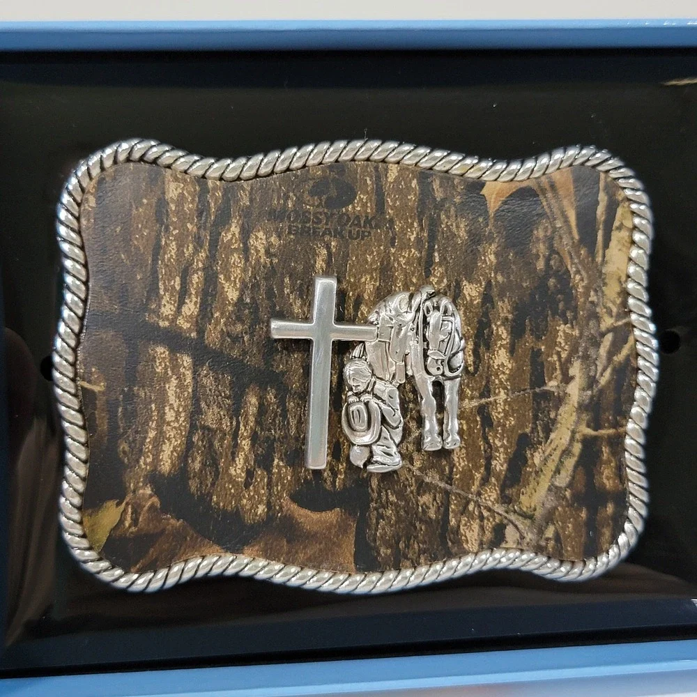 Nocona Belt Co Mens Mossy Oak Camo Kneeling Cowboy Cross Belt Buckle 37060